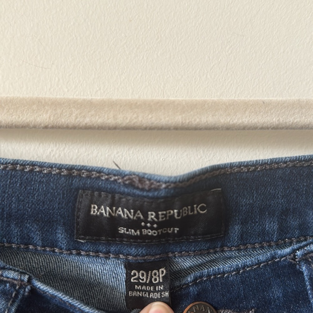 EUC Banana Republic Slim Bootcut Jeans - Picture 3 of 6